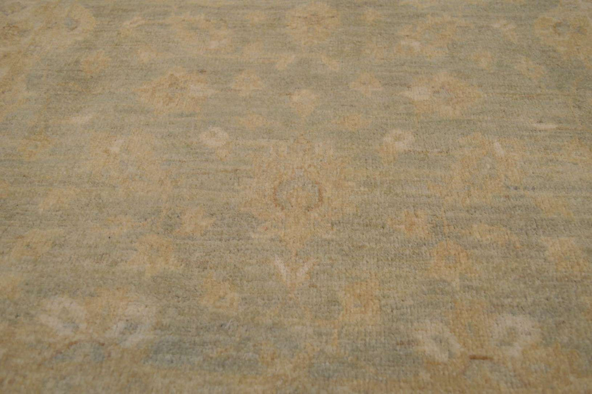 3' 1" x 5' 1" Pakistan Peshawar Rug image 6