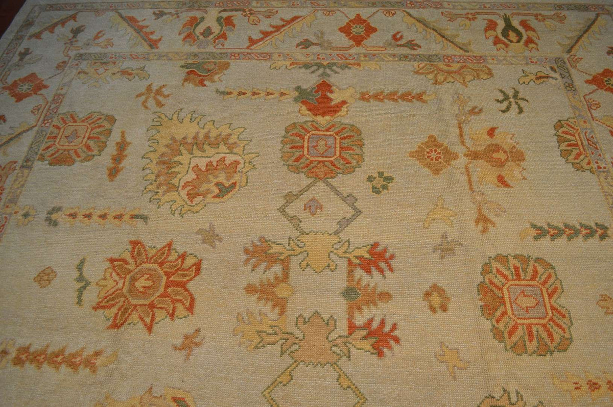 9' 9" x 12' 8" Turkish Oushak Rug image 2