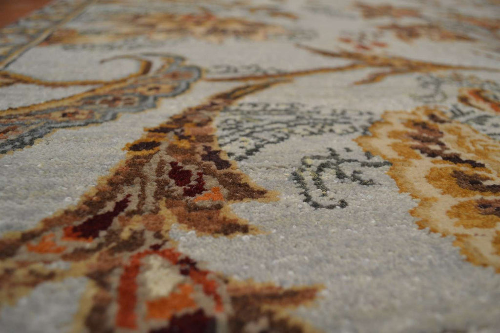 8' 0" x 10' 0" India Sultanabad Rug image 2