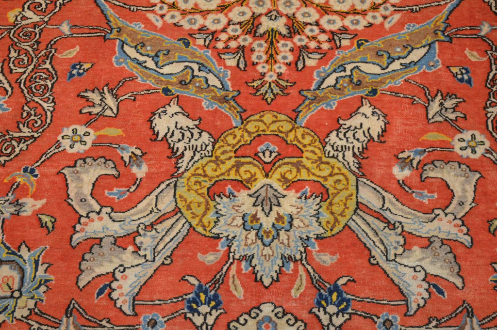 6' 3" x 9' 5" Persian Mohtasham Rug image 4