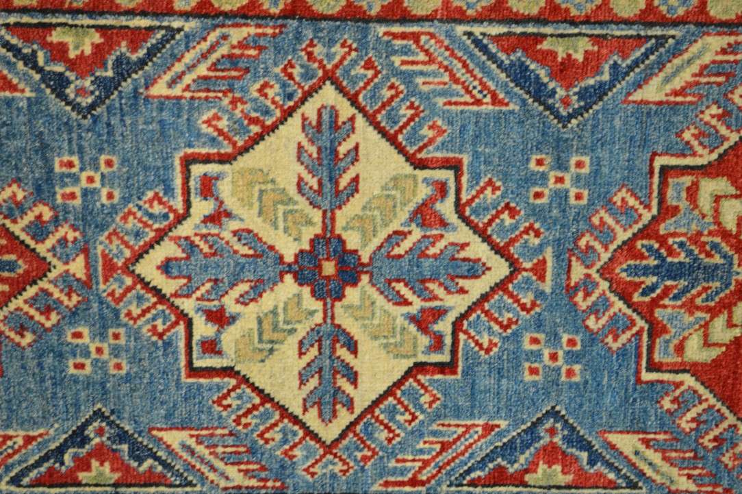 2' 7" x 9' 7" Pakistan Kazak Runner image 3