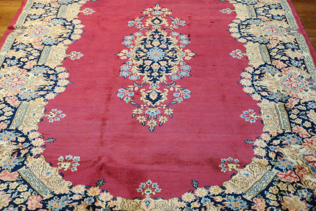 4'6'' x 7'5'' Persian Kerman Rug image 10