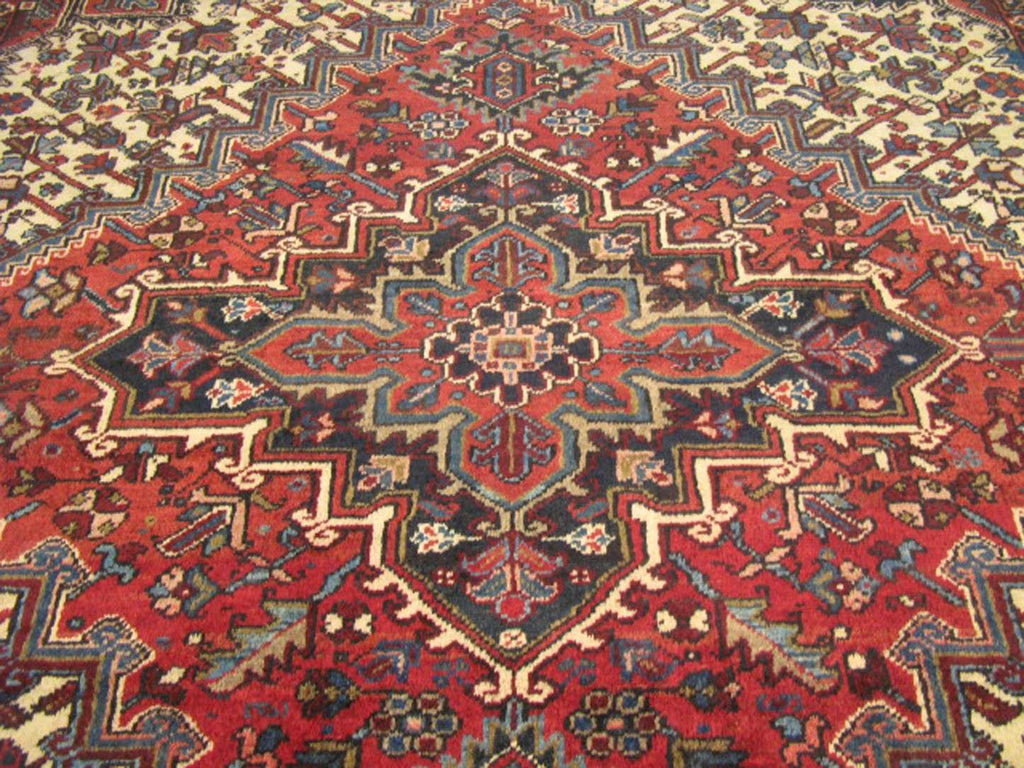 7' 5" x 8' 2" Persian Heriz Rug image 3