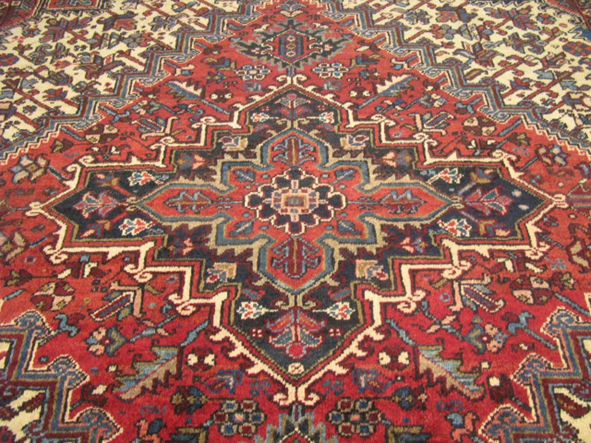 7' 5" x 8' 2" Persian Heriz Rug image 3