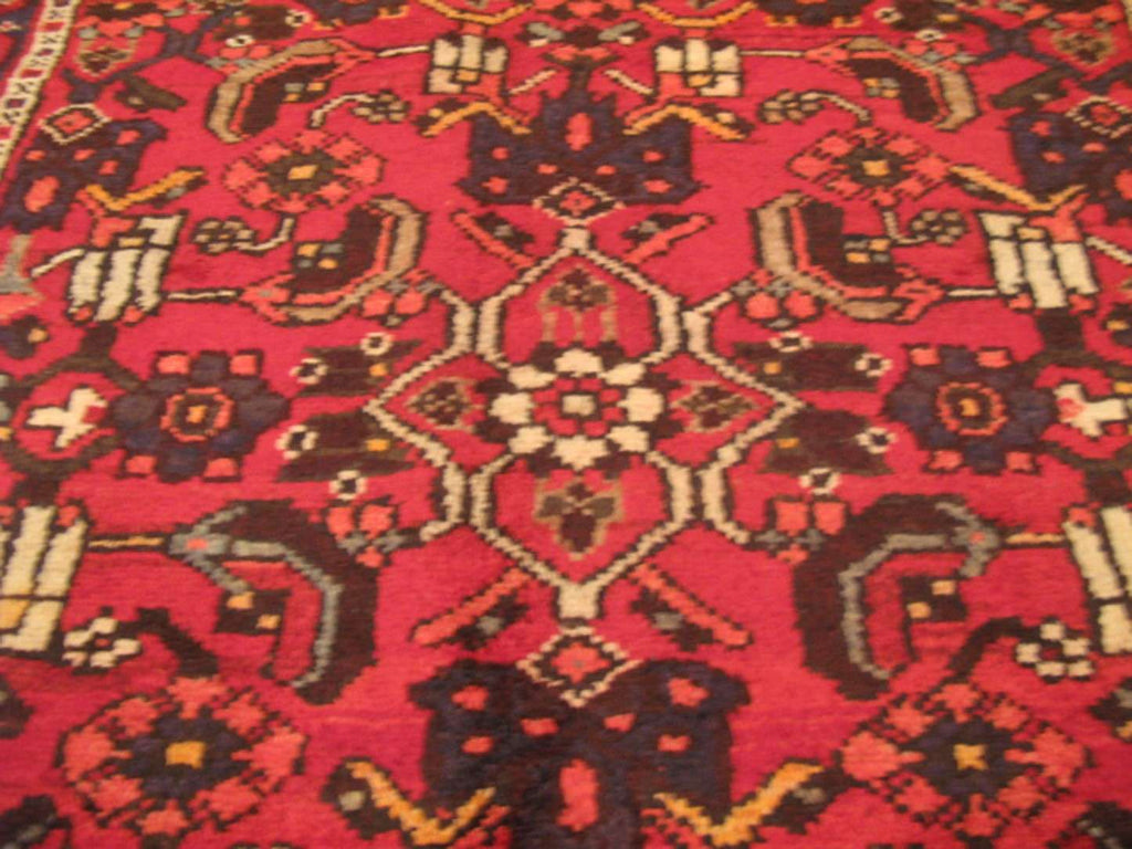 3' 5" x 9' 5" Persian Zanjan Runner image 9