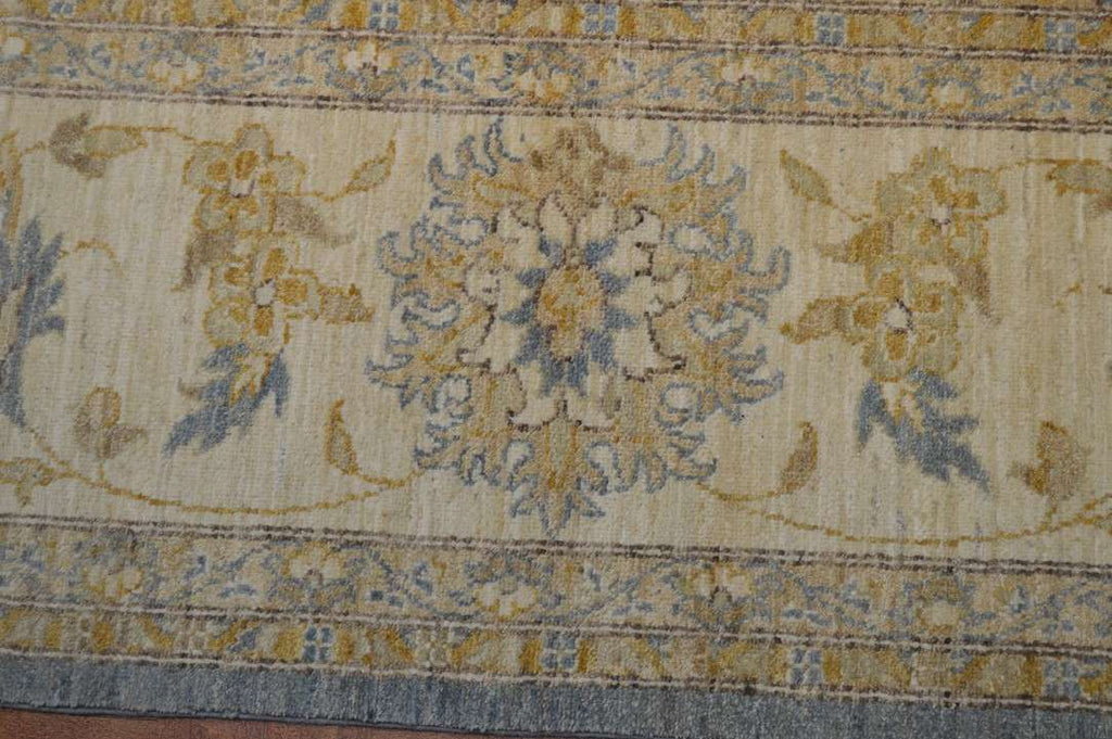9' 2" x 12' 5" Pakistan Oushak Rug image 8