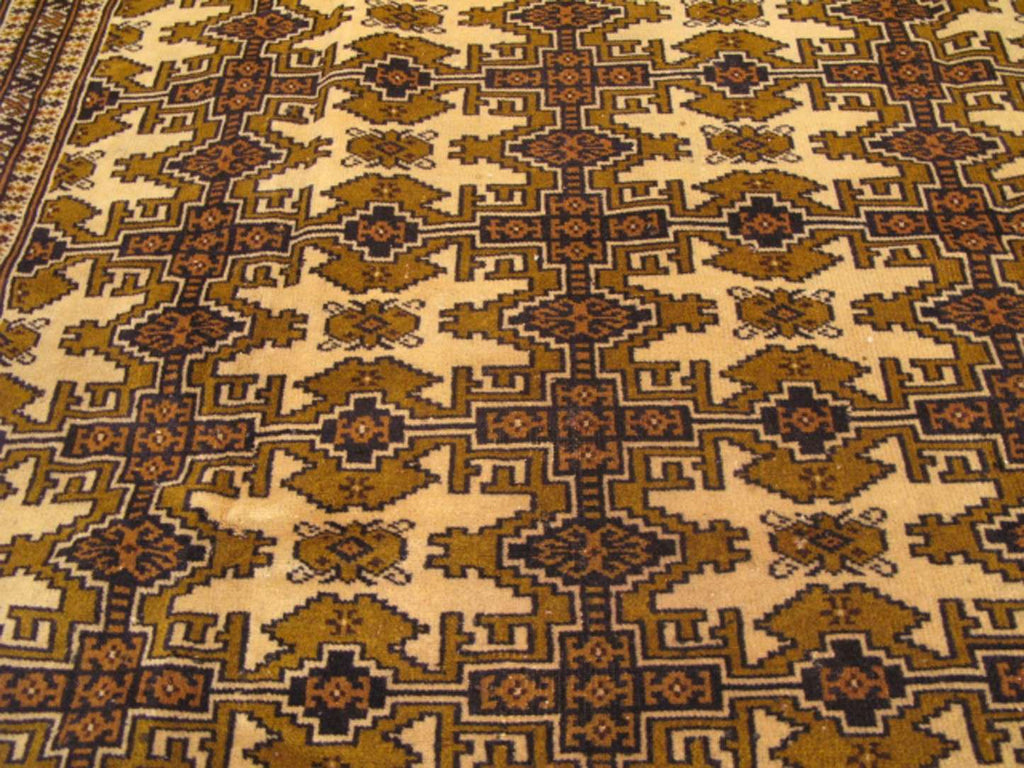 7' 2" x 9' 4" Persian Turkmen Rug image 8