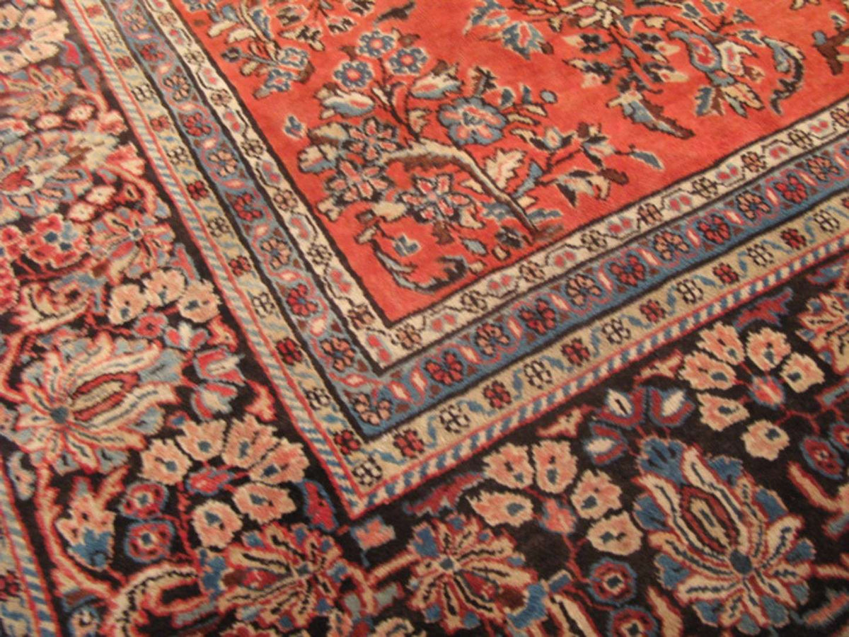 8' 9" x 12' 7" Persian Sarouk Rug image 2