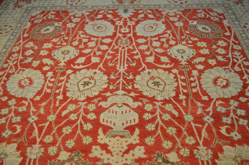 9' 8" x 13' 7" Pakistan Oushak Rug image 2
