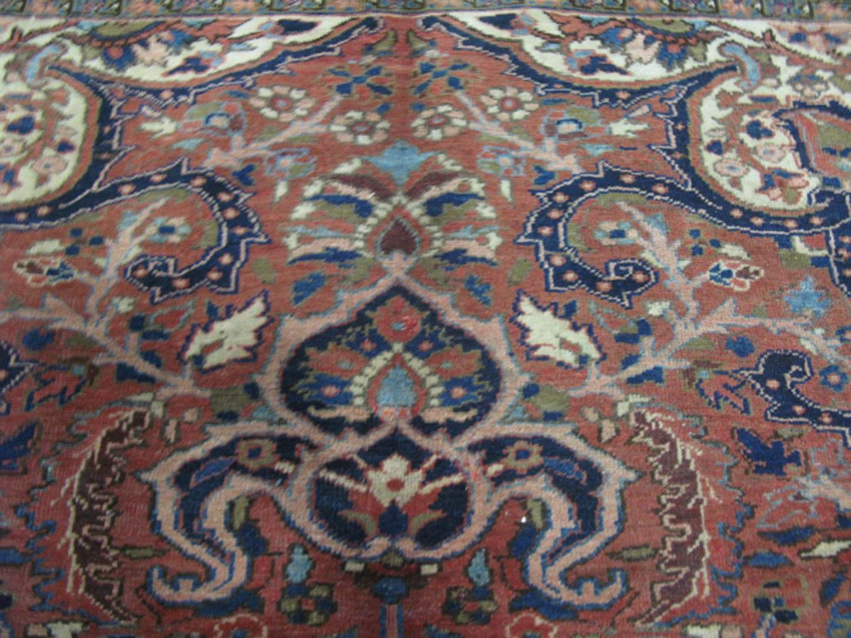 9' 5" x 12' 6" Persian Heriz Rug image 7