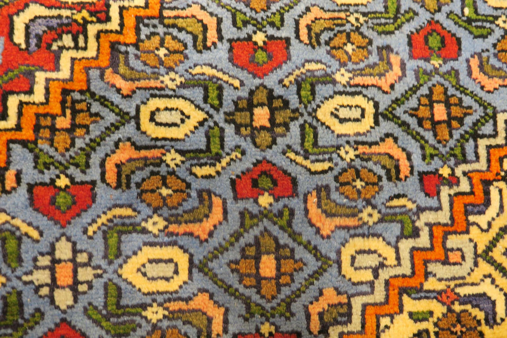 6' 6" x 9' 5" Persian Ardabil Rug image 5