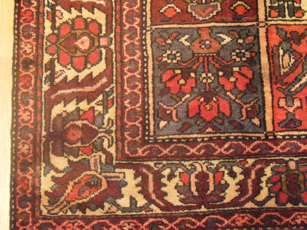 5' 4" x 9' 1" Persian Bakhtiari Rug image 10