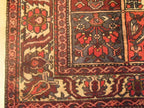 5' 4" x 9' 1" Persian Bakhtiari Rug image 10