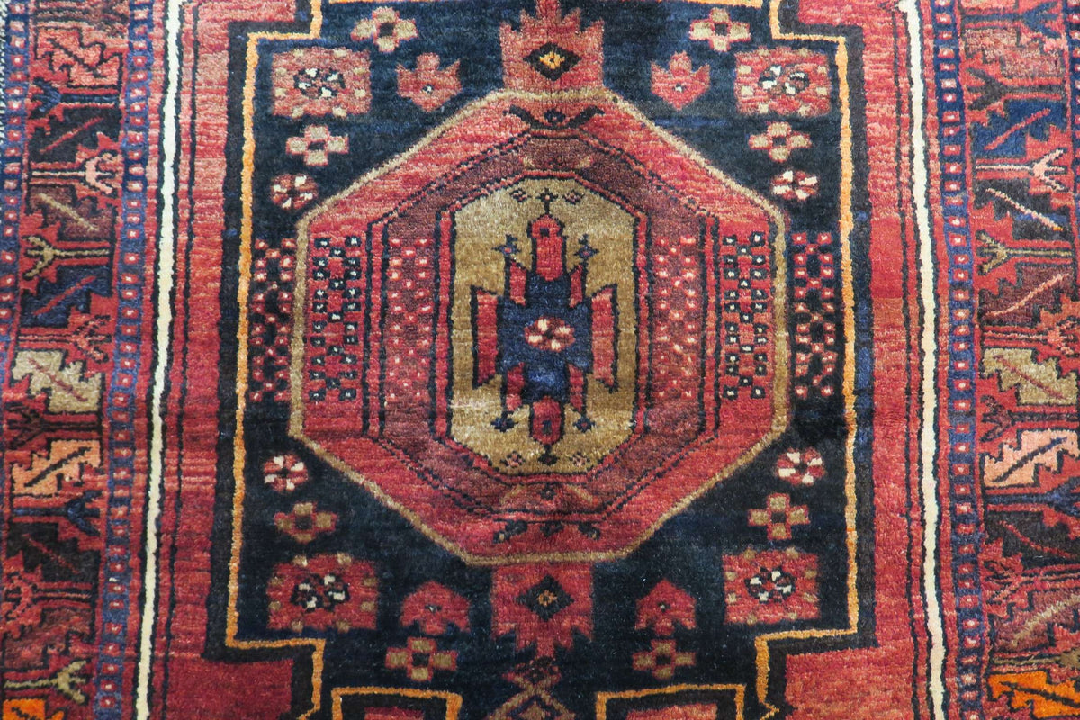 3' 5" x 9' 10" Persian Hamadan Runner image 2