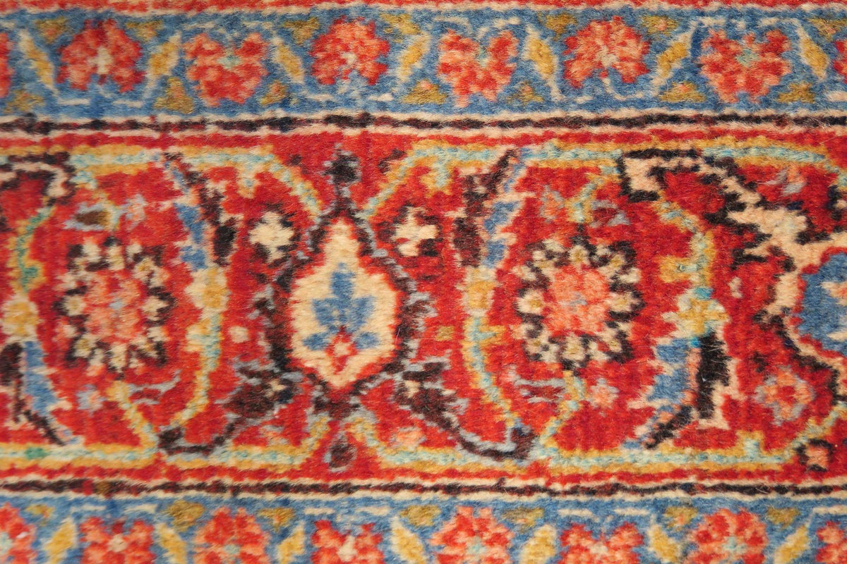 4'3'' x 6'7'' Persian Khorasan Rug image 7
