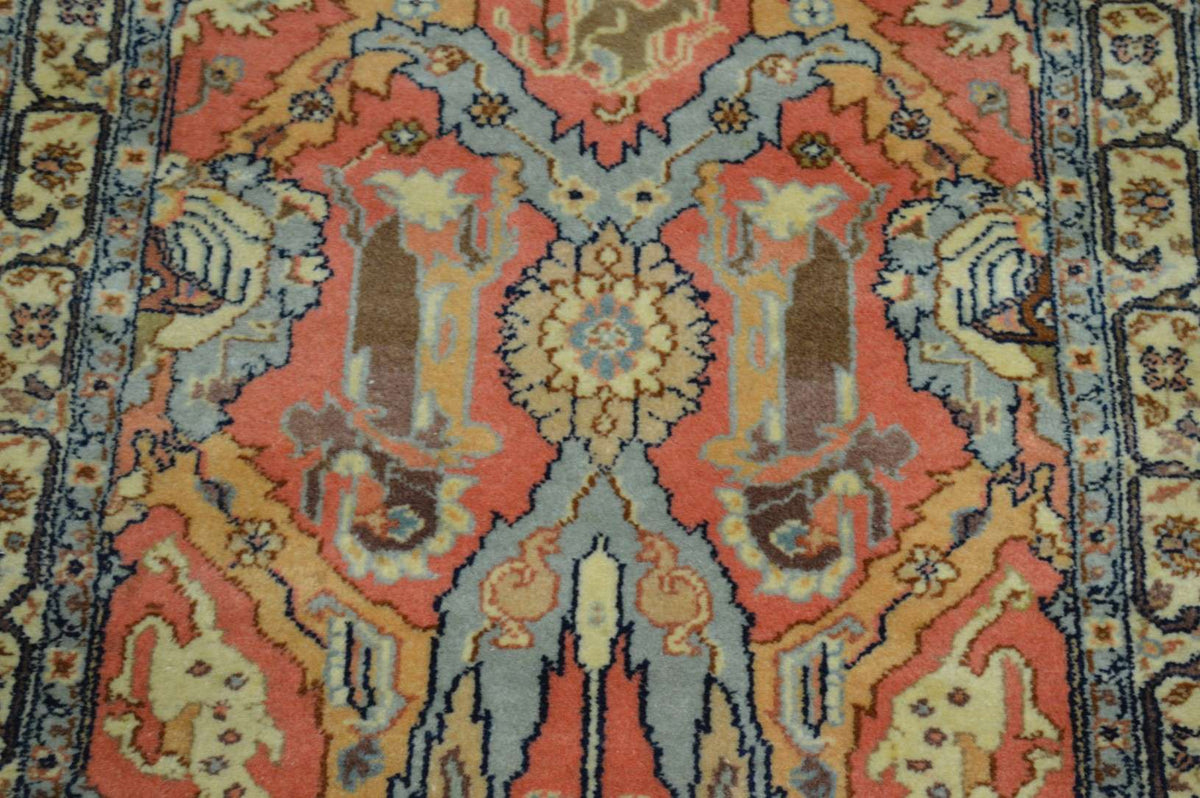 3' 0" x 5' 2" India Tabriz Rug image 9