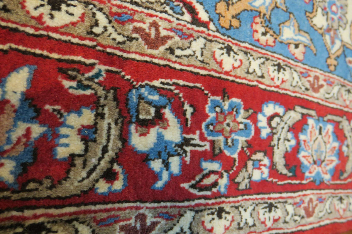 3' 6" x 5' 6" Persian Najafabad Rug image 4