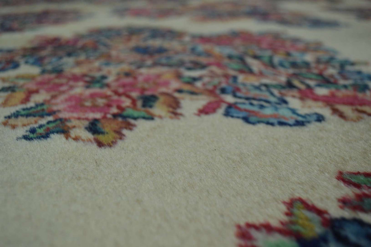 8' 5" x 12' 4" USA Karastan Rug image 9