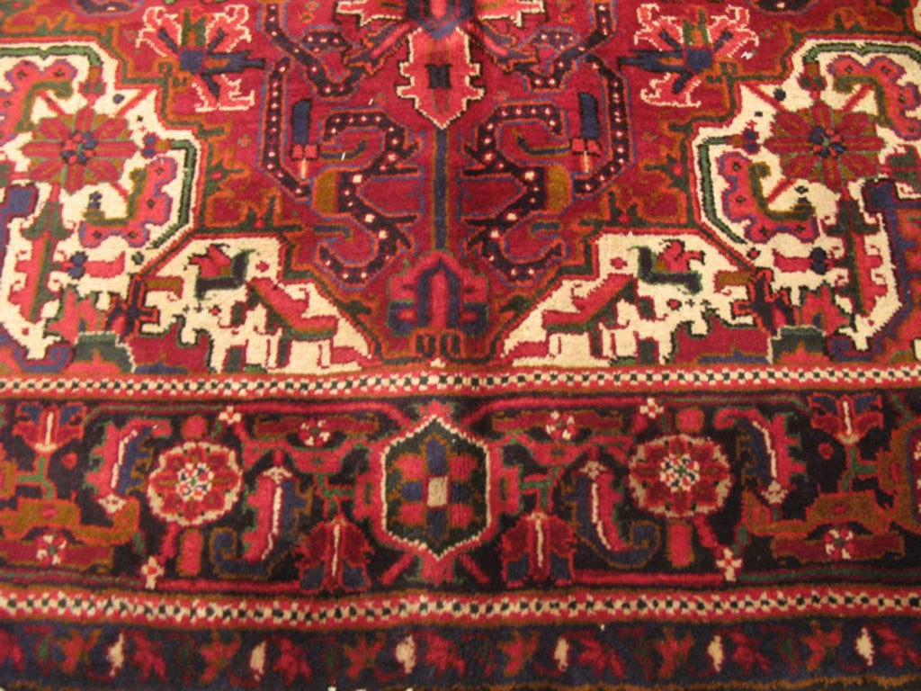 7' 0" x 9' 8" Persian Heriz Rug image 6