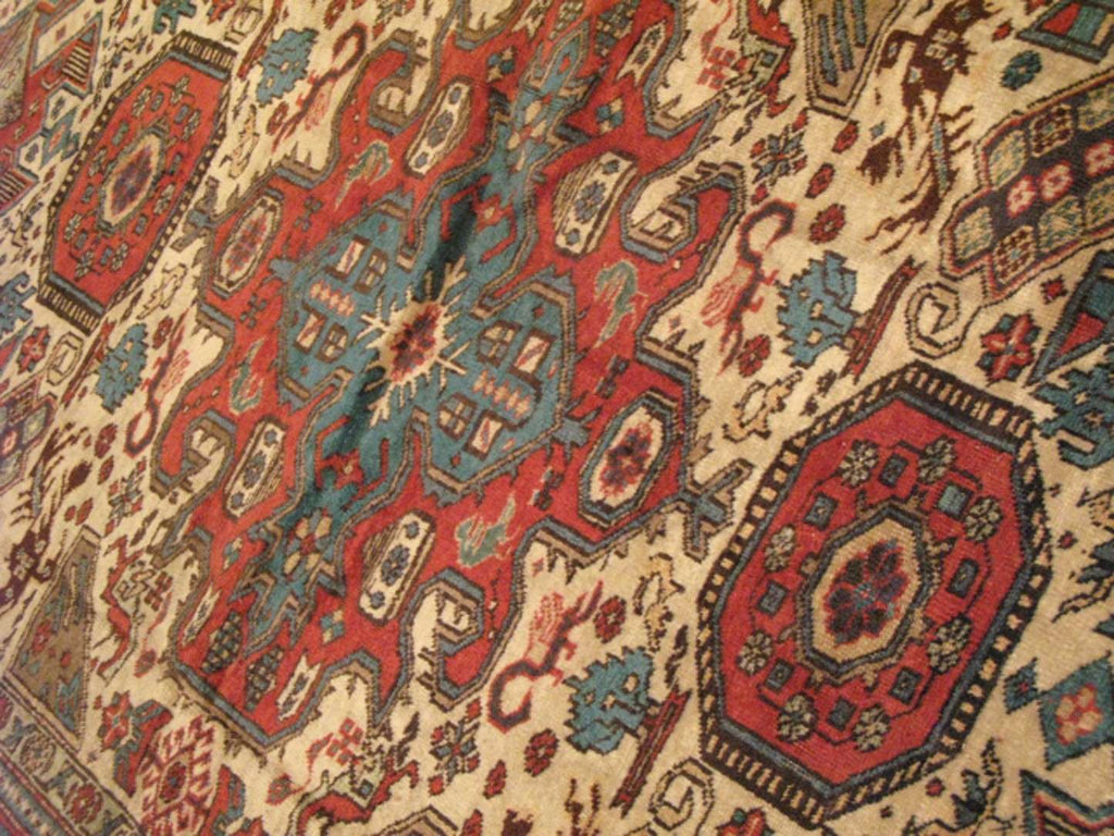 4' 8" x 6' 7" Persian Ardabil Rug image 6
