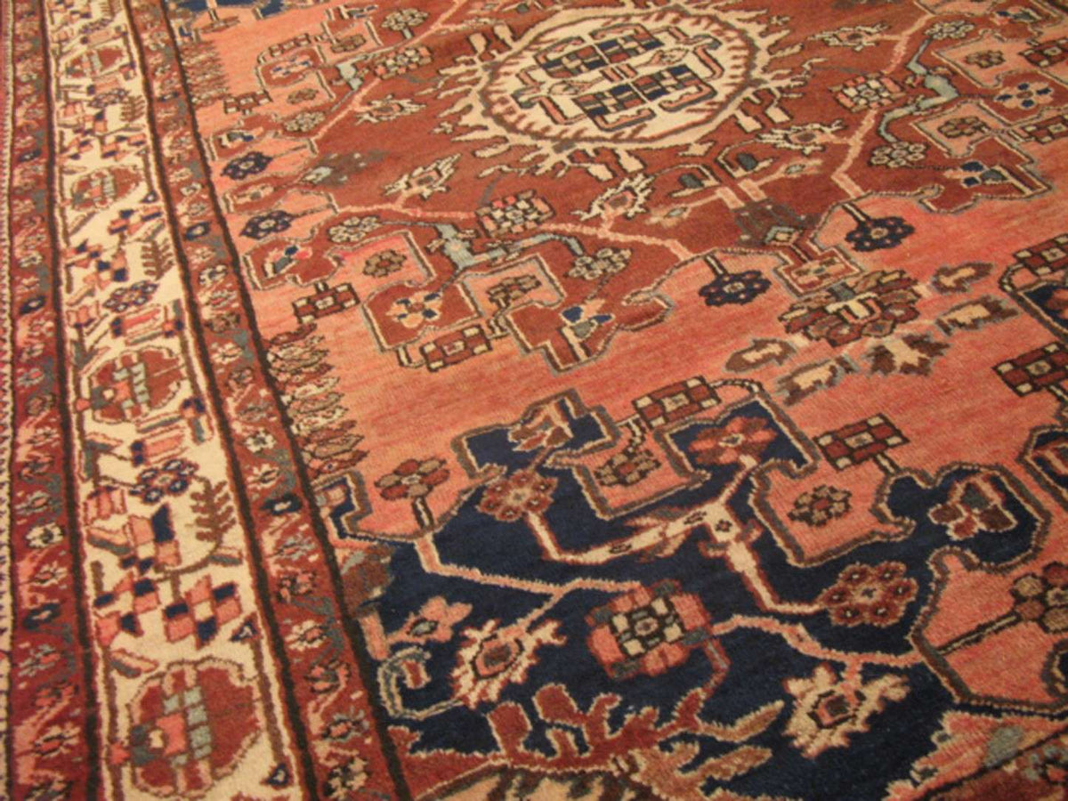 4' 4" x 6' 4" Persian Tafresh Rug image 7