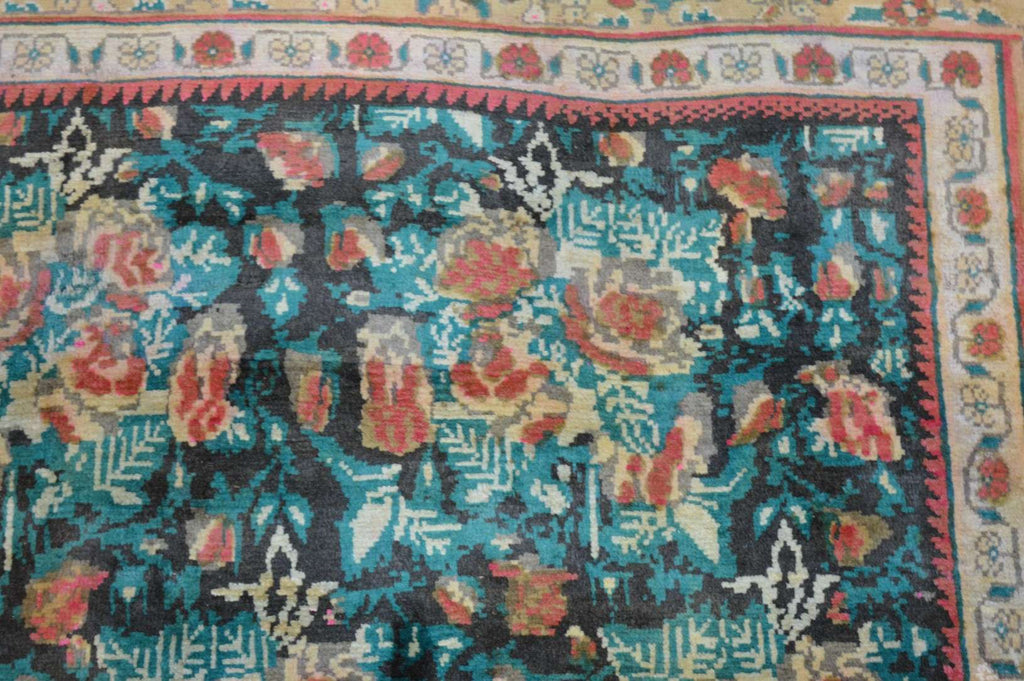 6' 0" x 8' 0" Persian Shiraz Rug image 3