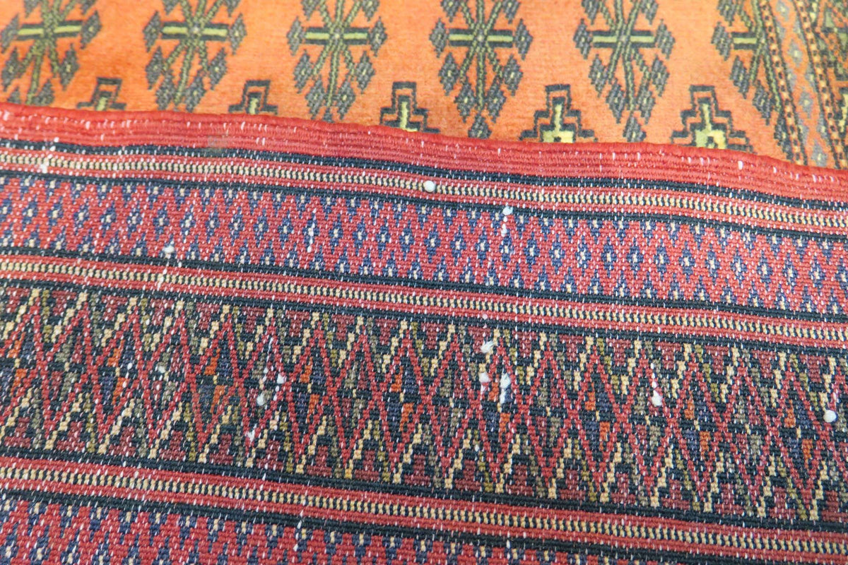 3' 5" x 1' 7" Persian Turkeman Rug image 10