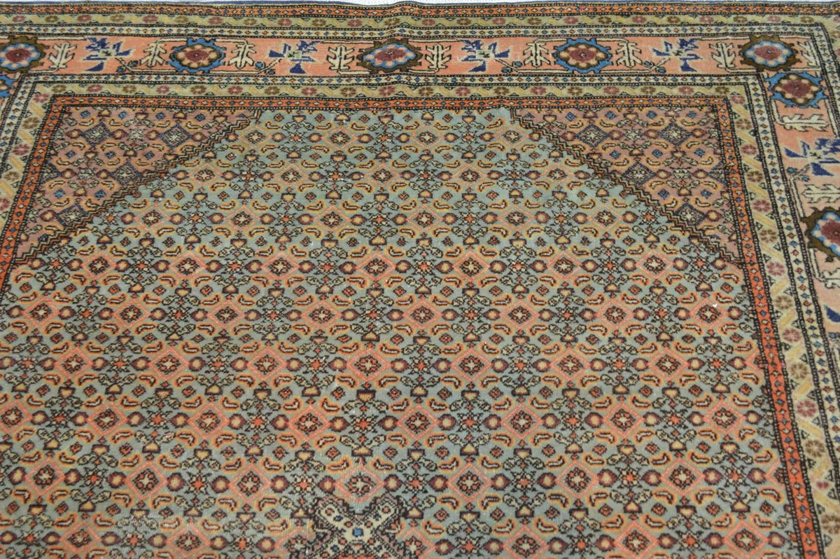 6' 6" x 9' 4" Persian Ardabil Rug image 5