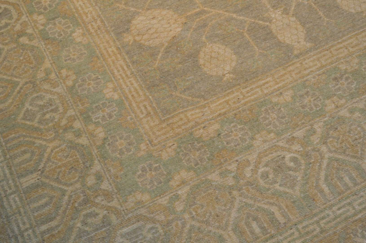 10' 3" x 13' 7" Pakistan Khyber Rug image 4