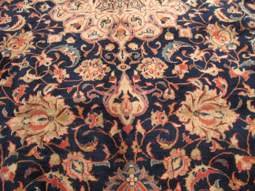 8' 0" x 11' 6" Persian Sarouk Rug image 3