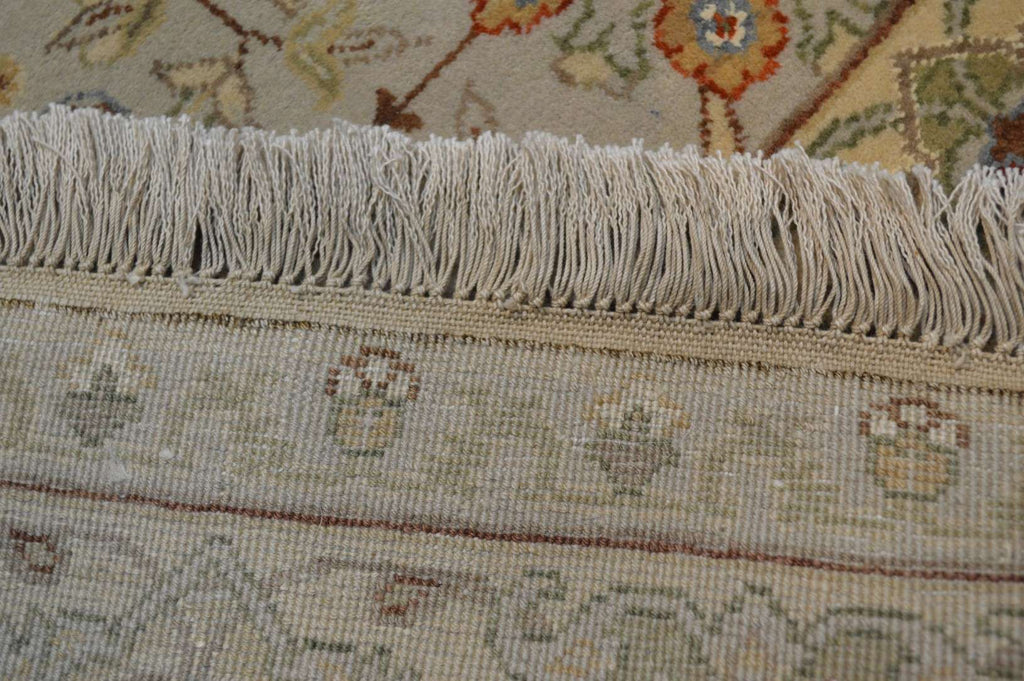 8' 1" x 10' 2" India Agra Rug image 12