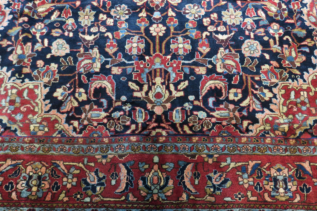 7' 5" x 10' 9" Persian Hamadan Rug image 2