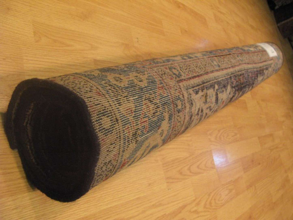 5' 4" x 9' 9" Persian Shahreza Rug image 11