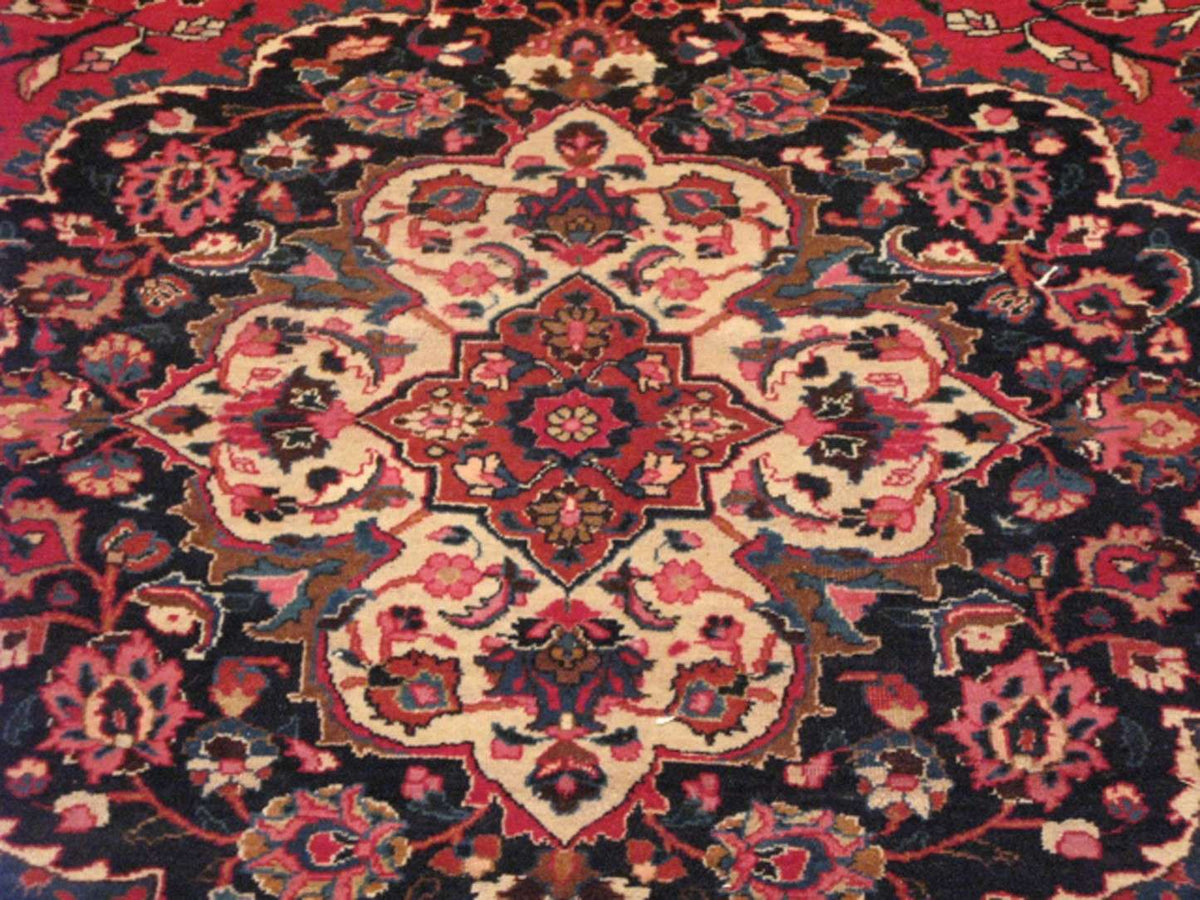 9' 8" x 12' 6" Persian Mashhad Rug image 3