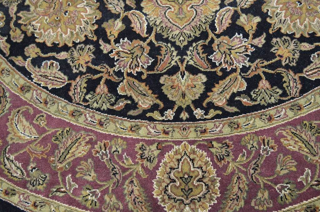 8' 4" x 8' 4" India Agra Round Rug image 8