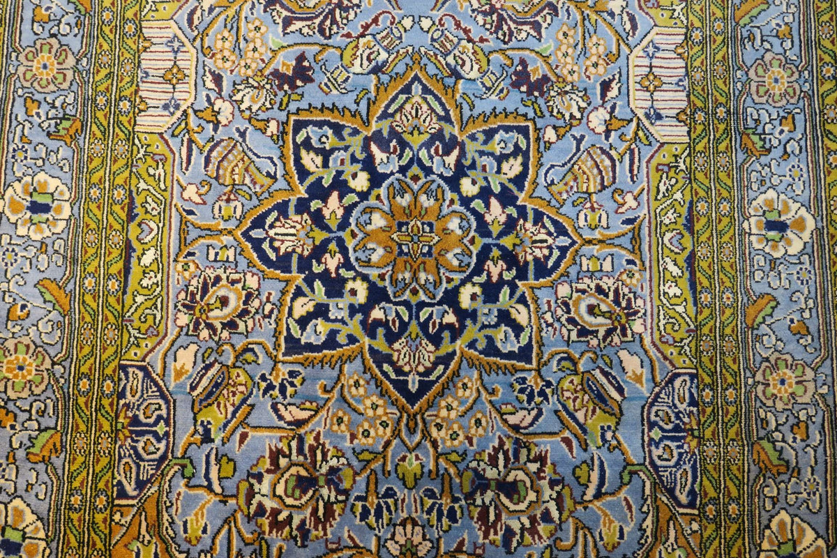 3' 5" x 5' 4" Persian Shahreza Rug image 3