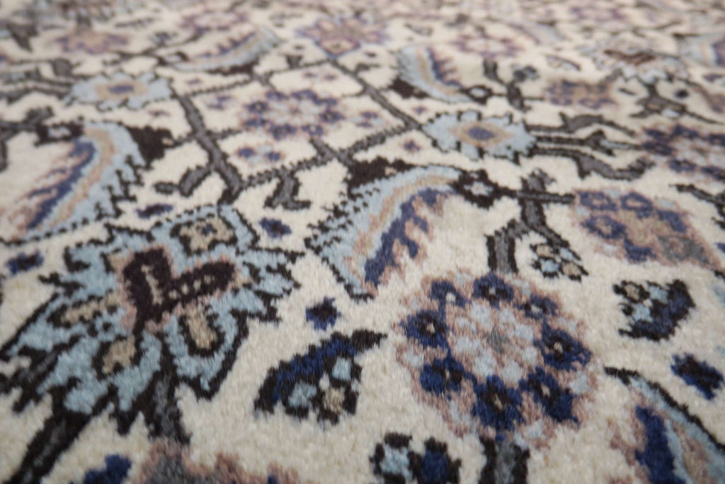 6' 10" x 10' 2" Persian Ardabil Rug image 9