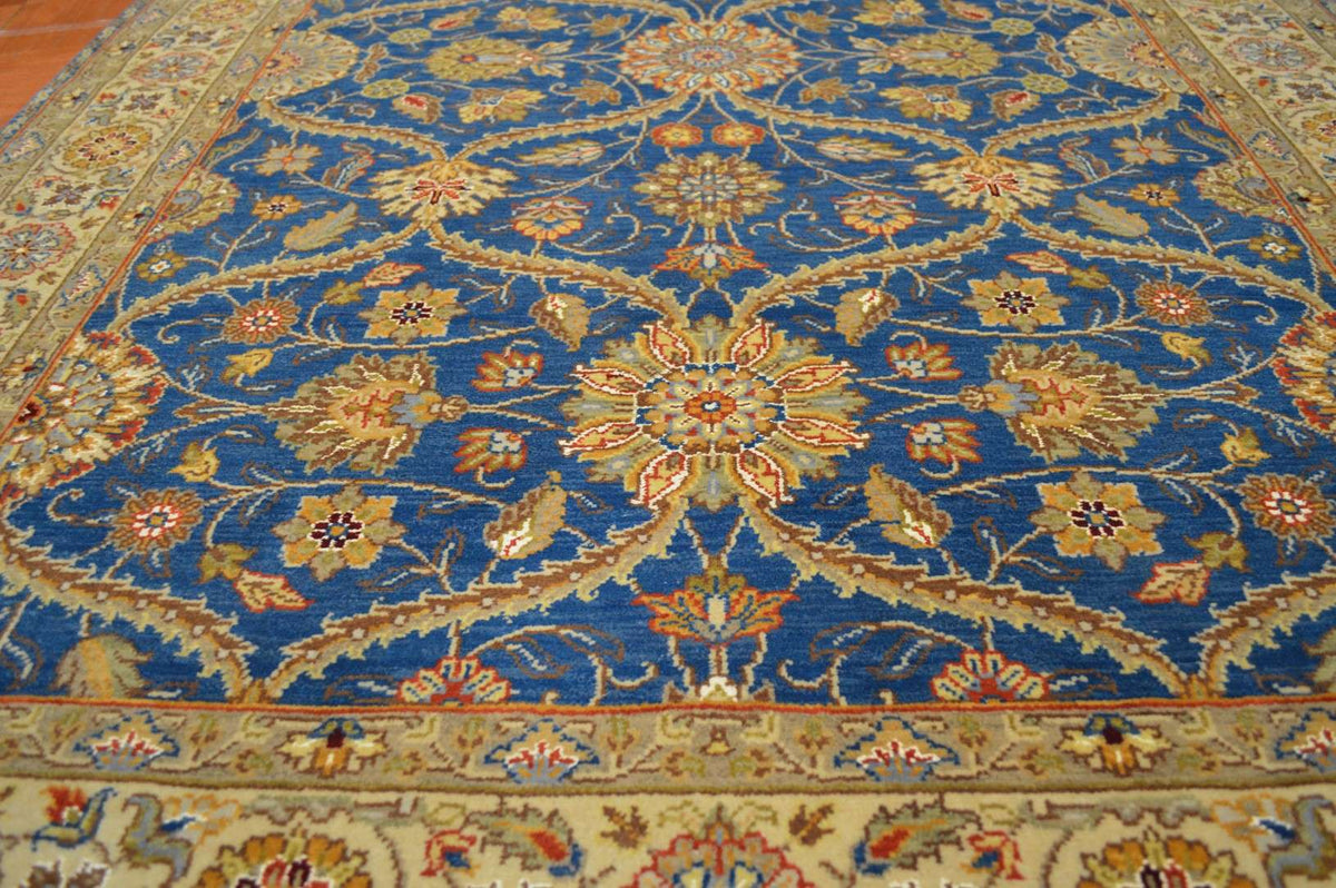 4' 2" x 6' 0" India Agra Rug image 4