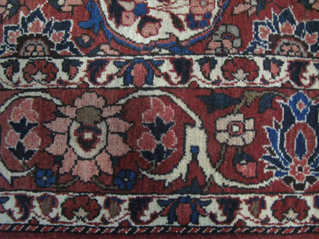 7' 0" x 10' 4" Persian Bakhtiari Rug image 10