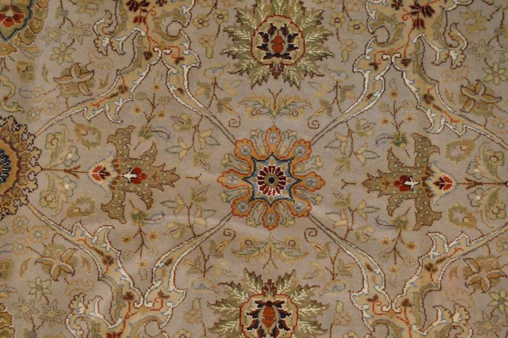 9' 0" x 11' 9" India Agra Rug image 7