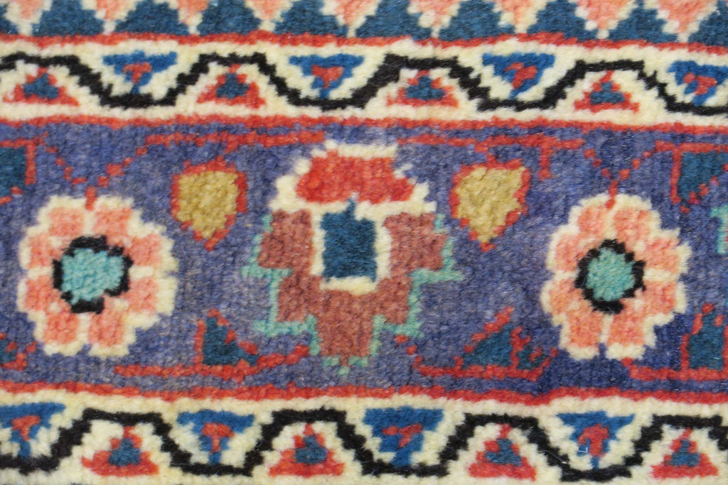3' 3" x 5' 0" Persian Mahal Rug image 4