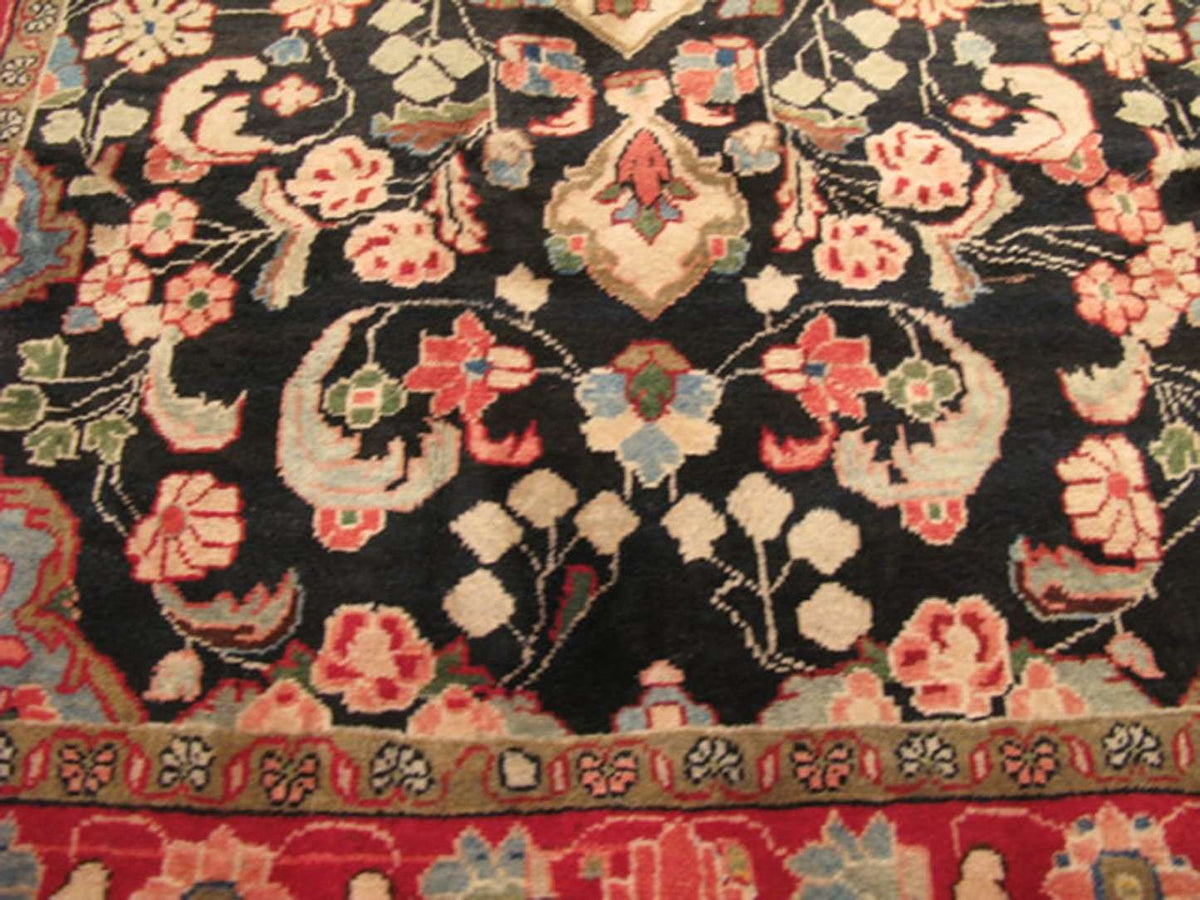 4' 9" x 7' 2" Persian Sarouk Rug image 9