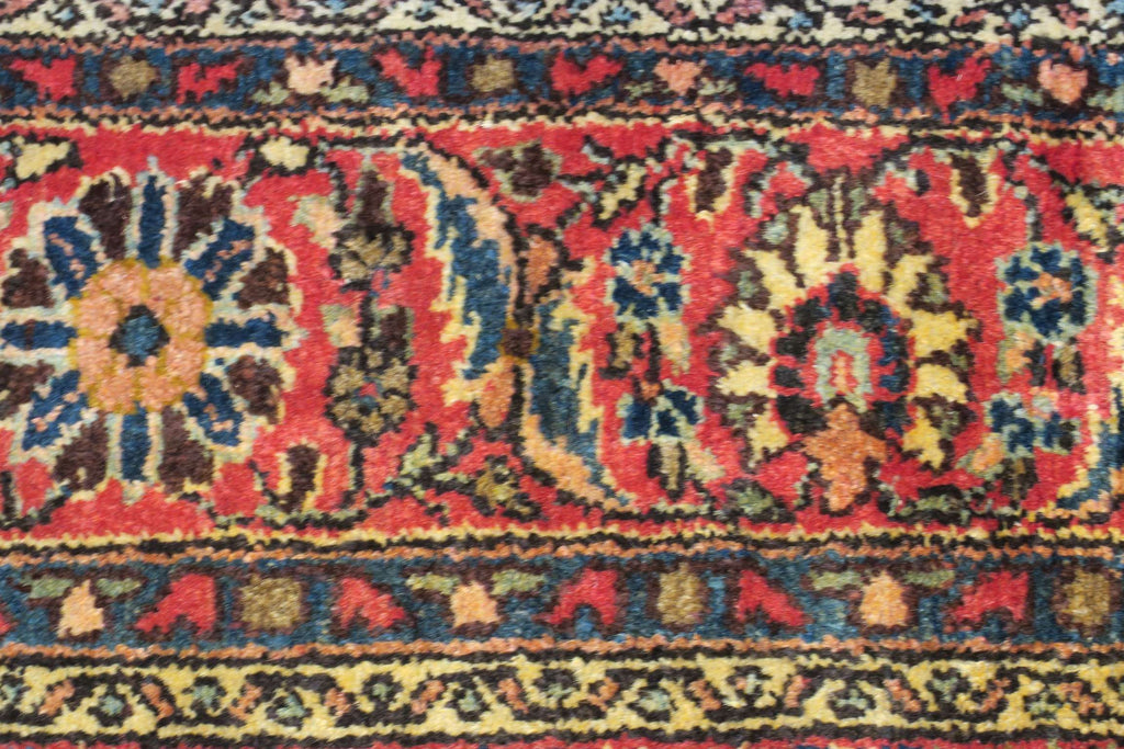 4' 10" x 6' 8" Persian Hamadan Rug image 9