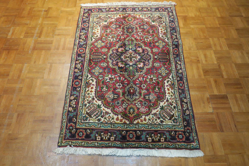 3' 4" x 4' 9" Persian Tabriz Rug image 9