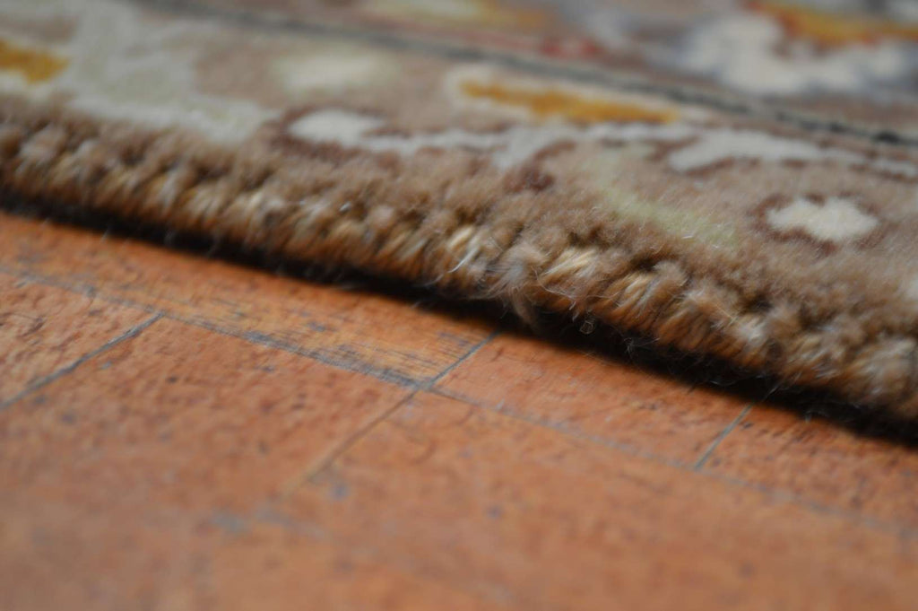 8' 9" x 12' 0" India Agra Rug image 2