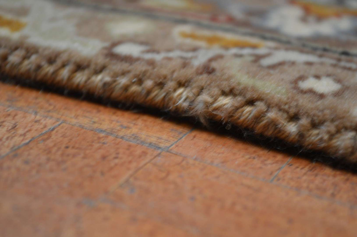 8' 9" x 12' 0" India Agra Rug image 2