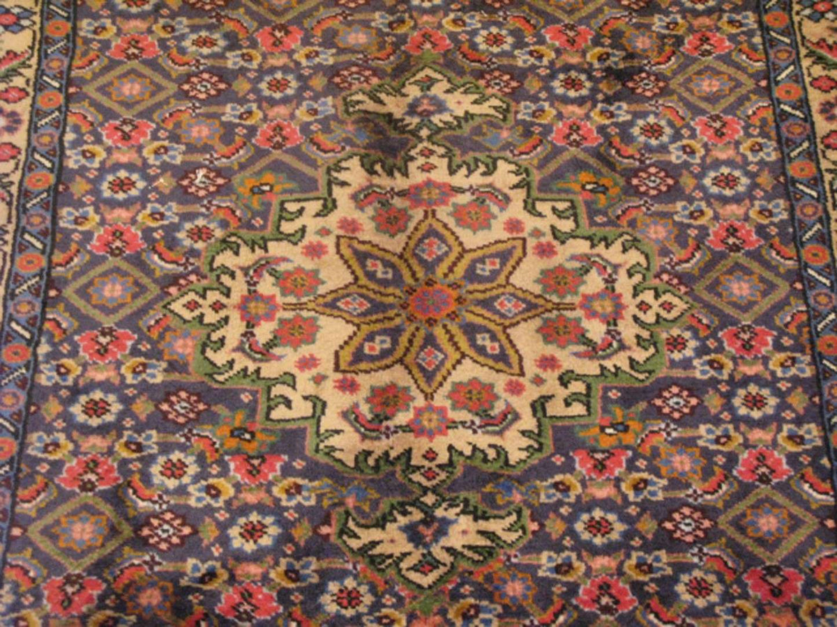 3' 5" x 9' 8" Persian Ardabil Runner image 1