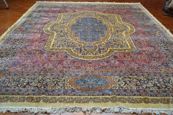 11' 8" x 15' 4" Persian Kerman Rug image 1