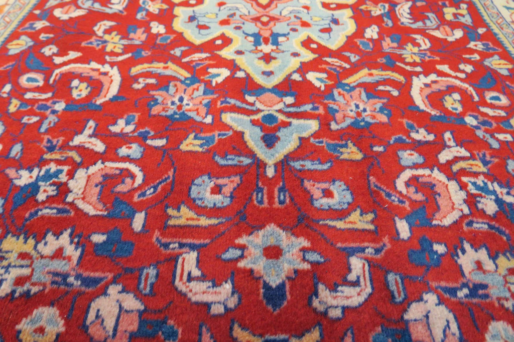 3' 6" x 3' 7" Persian Sarouk Rug image 0