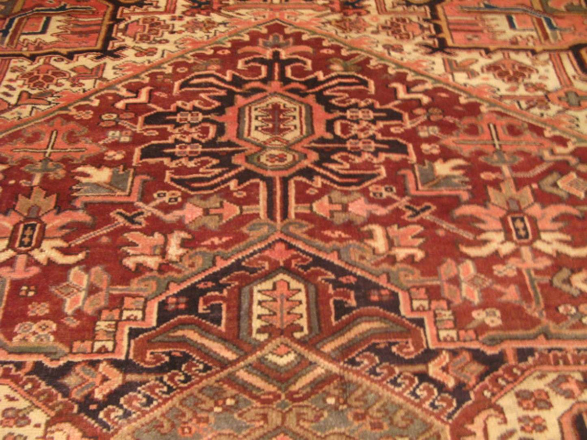 8' 0" x 11' 3" Persian Heriz Rug image 9